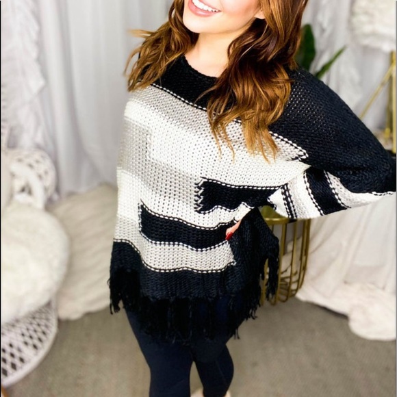 NWOT KYE MI SWEATER - Picture 2 of 11